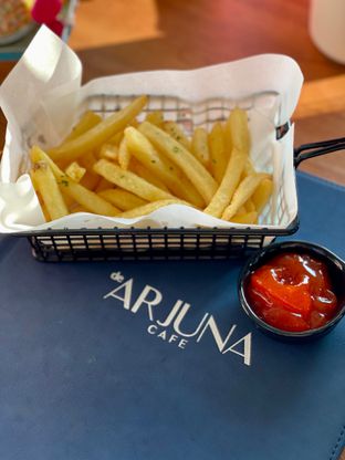 Foto 3 - Makanan di de Arjuna Cafe oleh FoodieTravelDiary23 PL