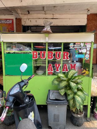 Foto 10 - Makanan di Bubur Goreng Bang Juna oleh Nikita Marcia