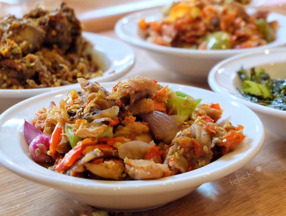 Mengenal Sejarah Asli Sambal Khas Indonesia yang Bikin Ketagihan
