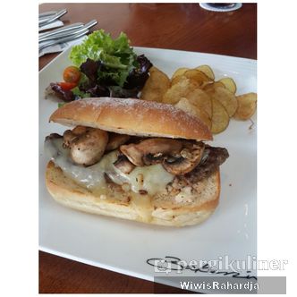 Foto Makanan di Bakerzin