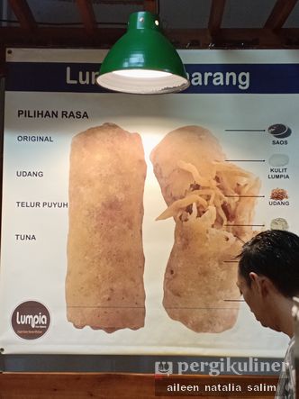 Foto Interior di Lumpia Semarang Van Djawa