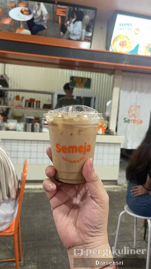 Foto review Semeja oleh Darsehsri  1