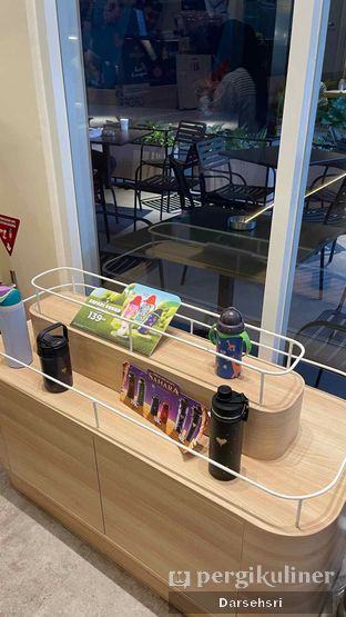 Foto 4 - Interior di Kopi Kenangan oleh Darsehsri 