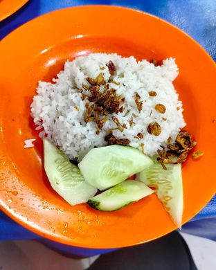 Foto review Nasi Uduk Ayam Goreng Mat Lengket oleh Momondud  5