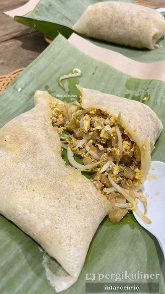 Foto Makanan di Lumpia Basah