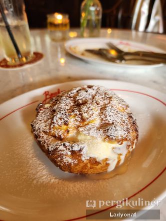 Foto Makanan di Bouchon