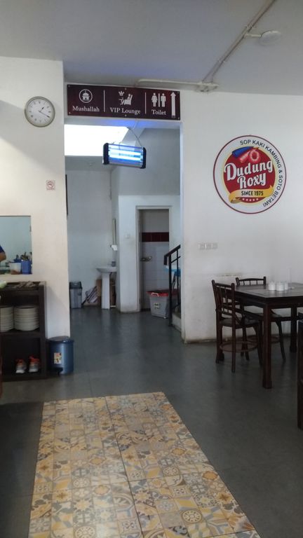 Sop Kaki Kambing Dudung Roxy, Rawalumbu, Bekasi - Lengkap ...