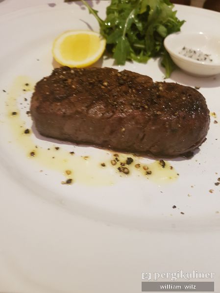 Galeri Foto Makanan Dan Suasana Di Bistecca Scbd Oleh William Wilz 9