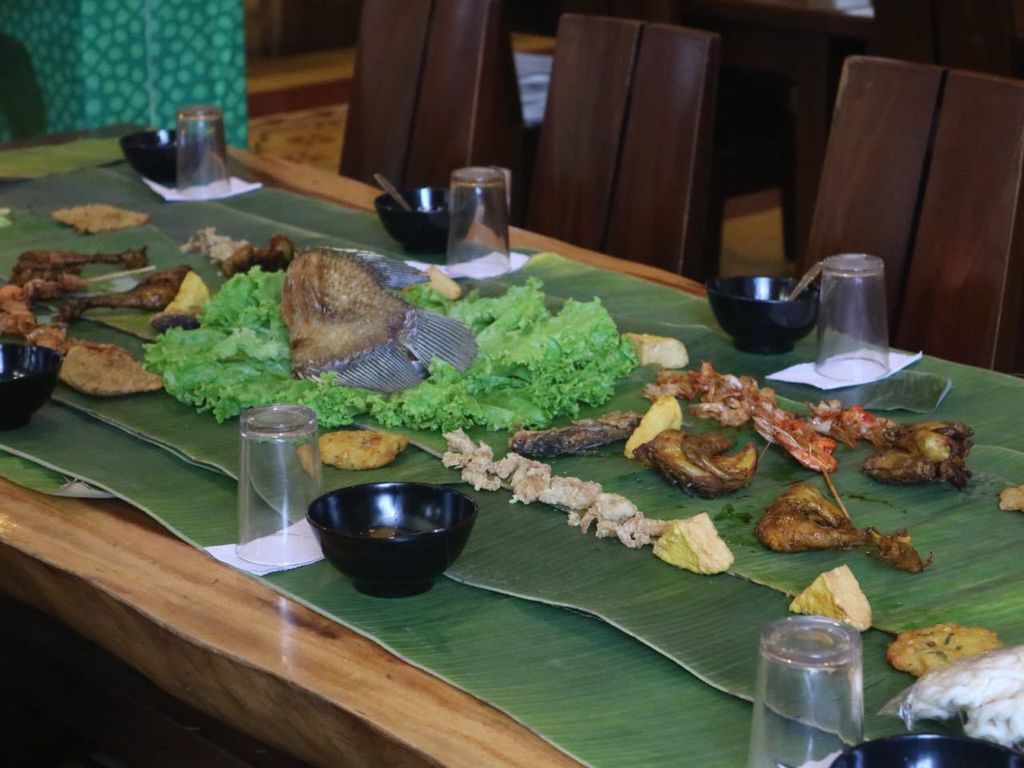 Paviliun Sunda, Riau, Bandung - Lengkap: Menu terbaru, jam ...