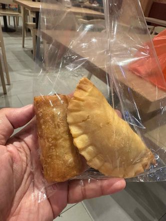 Foto Makanan di Pastel Grees
