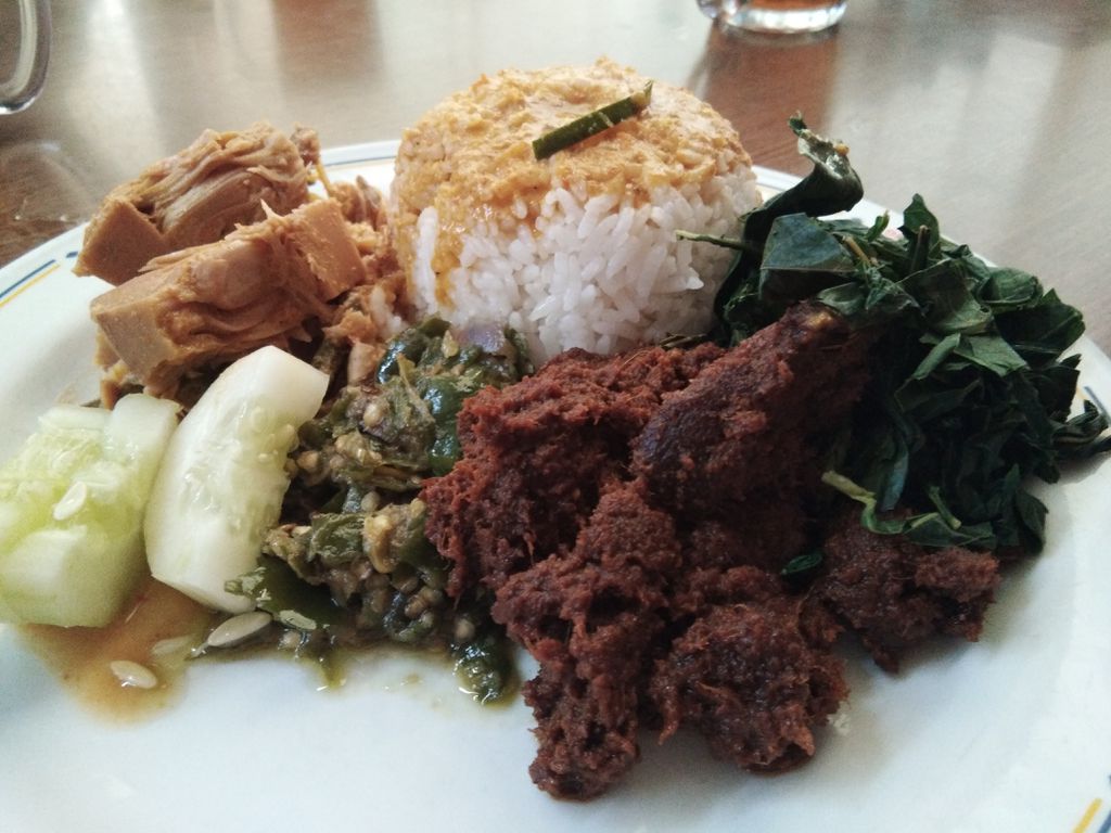 Peringkat 2 Restoran Tempat Makan Masakan Padang Enak Di Tegalsari Di Pergikuliner Com