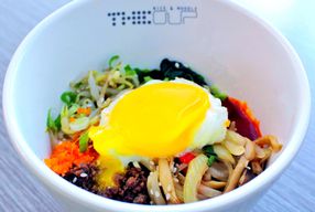 Foto The Cup (Rice and Noodle)