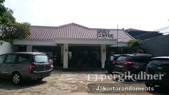 Foto Eksterior di SRSLY Coffee