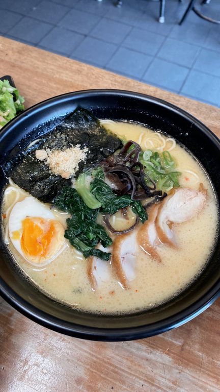 ramen-enak-di-gading-serpong-review-putri-ig-putrieview-di-restoran