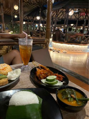Foto 2 - Makanan(Paket Udang Bakar Madu) di Rumah Makan Kampung Kecil oleh Cyntia // IG: @cyntiahbsr