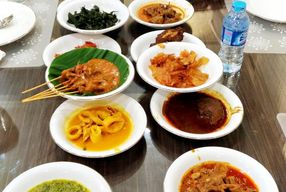 Foto RM Pangeran Khas Minang