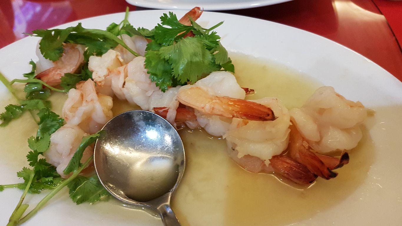 Resto keluarga dengan masakan Haka di MK - Review cia ...