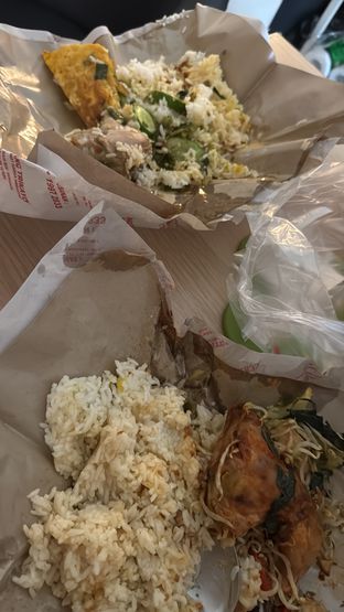 Foto - Makanan di Padang Trikayo oleh Devina 