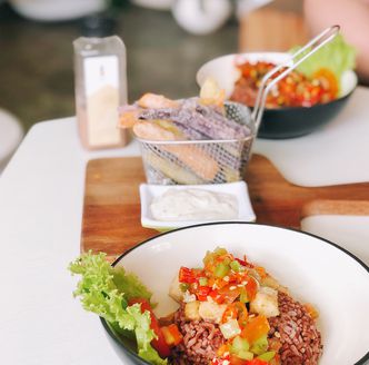Galeri Foto Makanan dan Suasana di Oranje Juicery, Gading ...