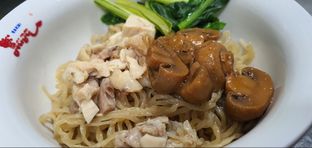 Foto 2 - Makanan di Bakmi Naga oleh Dani Anggara