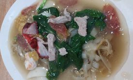 Acai Kwetiaw & Chinese Food