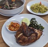 Foto di Ayam Asap Ceko