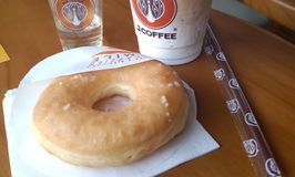 J.CO Donuts & Coffee