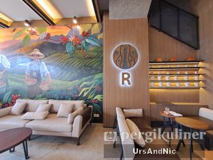 Foto 9 - Makanan di J.CO Reserve oleh UrsAndNic 