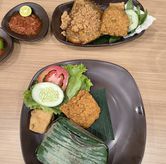 Foto di Ayam Penyet Pak Tjomot