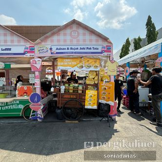 Foto Eksterior di Asinan & Rujak Juhi Pak Tata