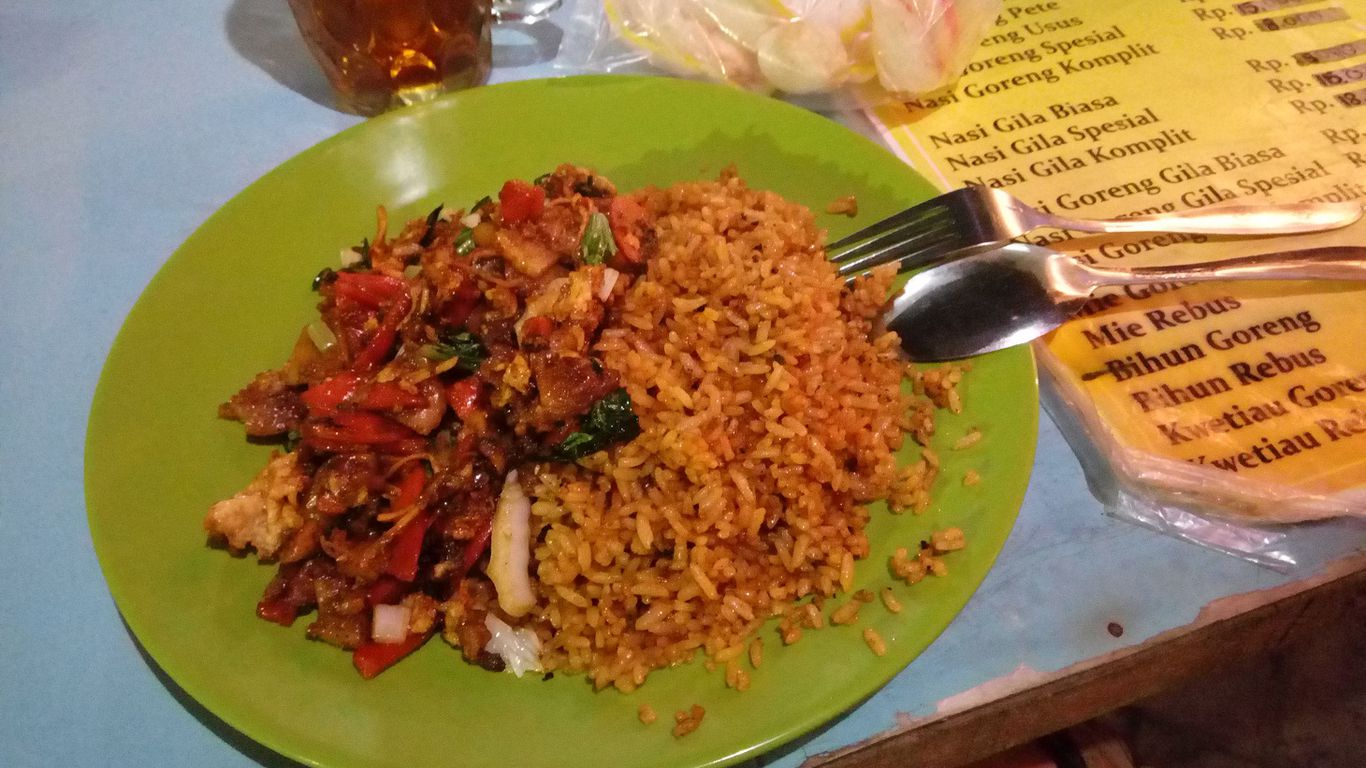 Nasi Goreng Gila Mas Udin 129, Gading Serpong, Tangerang - Lengkap