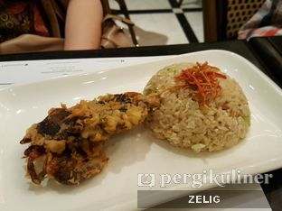 Foto 3 - Makanan(Egg White Fried Rice with Crab Meat) di Ninety-Nine oleh @teddyzelig 