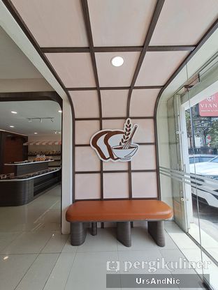 Foto review Viana Bakery & Eatery oleh UrsAndNic  8