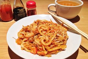 Foto Hachi Hachi Bistro