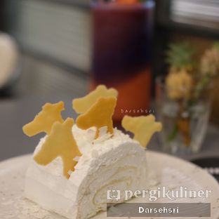 Foto review Greyhound Cafe oleh Darsehsri  1