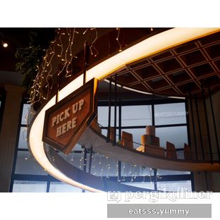 Foto 7 - Interior di Toby's Estate oleh Yummy Eats