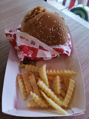 Foto review Zangos Hot Chicken oleh Kuliner_jalan2_mimi_henie  5