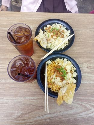 Foto - Makanan(Mie Goda And Mie Pesona) di Mimume oleh kayna kaynaa