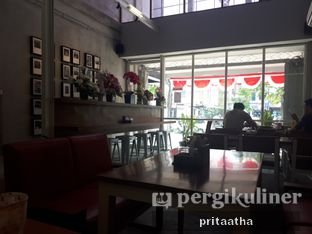 Foto 3 - Interior di De Mandailing Cafe N Eatery oleh Prita Hayuning Dias