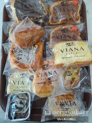 Foto review Viana Bakery & Eatery oleh UrsAndNic  1