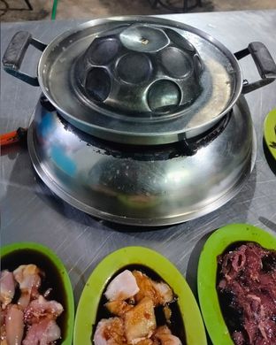 Foto review Steam Boat-Sukiyaki-Barbeque oleh Momondud  5