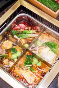 Foto Makanan di Imperial Steam Pot