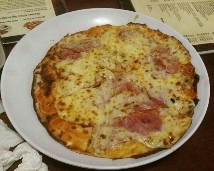 Pizza Kayu Bakar Review Dwiki Rizky Di Restoran Kedai Kita