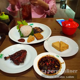 Foto Makanan di Dapur Serundeng