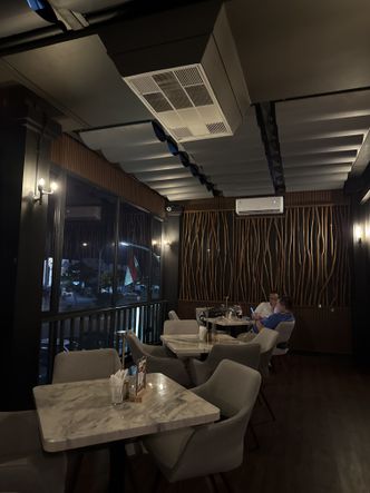 Foto Makanan di Wine Palace