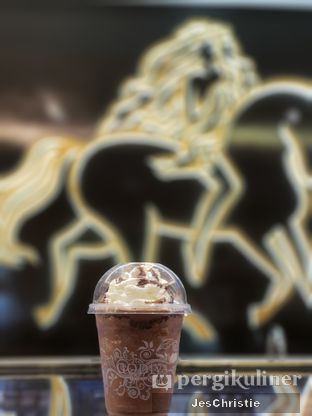Foto 1 - Makanan(Dark Choco) di Godiva oleh JC Wen