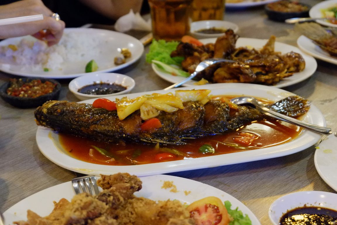 Tahu Kipas yummie - Review @eatendiary di restoran Lembur Kuring, Benda
