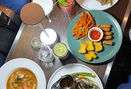 Foto Makanan di Idroc Space