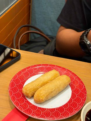 Foto 5 - Makanan(Inari Sushi) di Tom Sushi oleh Cyntia // IG: @cyntiahbsr