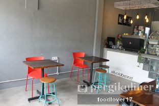 Foto 7 - Interior di Meanwhile Coffee oleh Sillyoldbear.id 